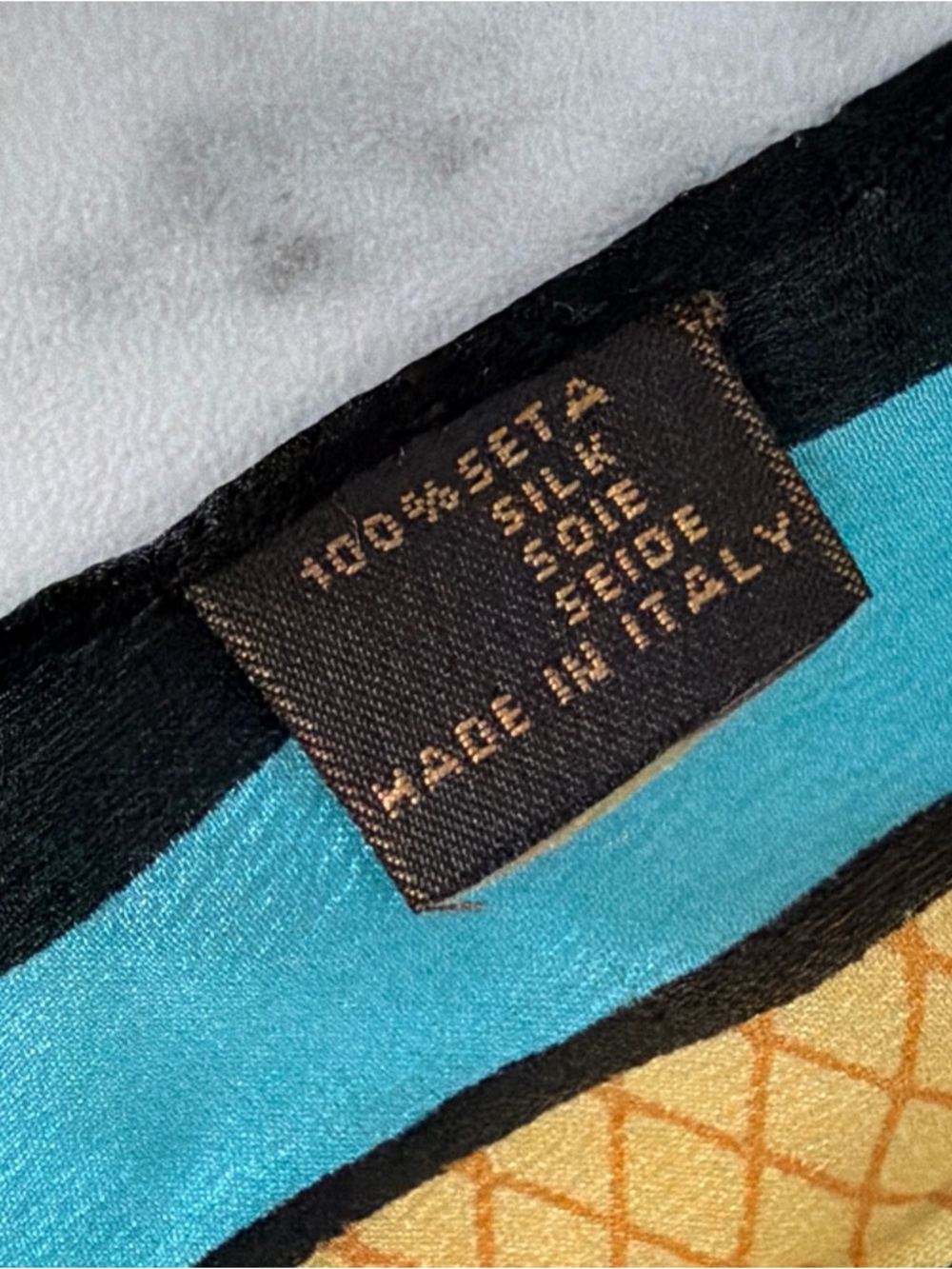 Vintage Silk Scarf Made In Italy Leopard Animal Print Turquoise Gold 66 X 25 - Picture 3 of 7